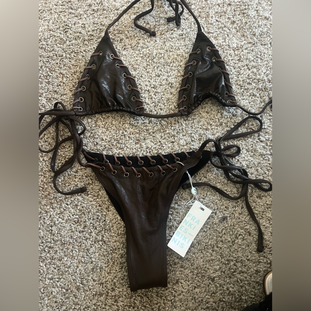Frankie’s bikini set